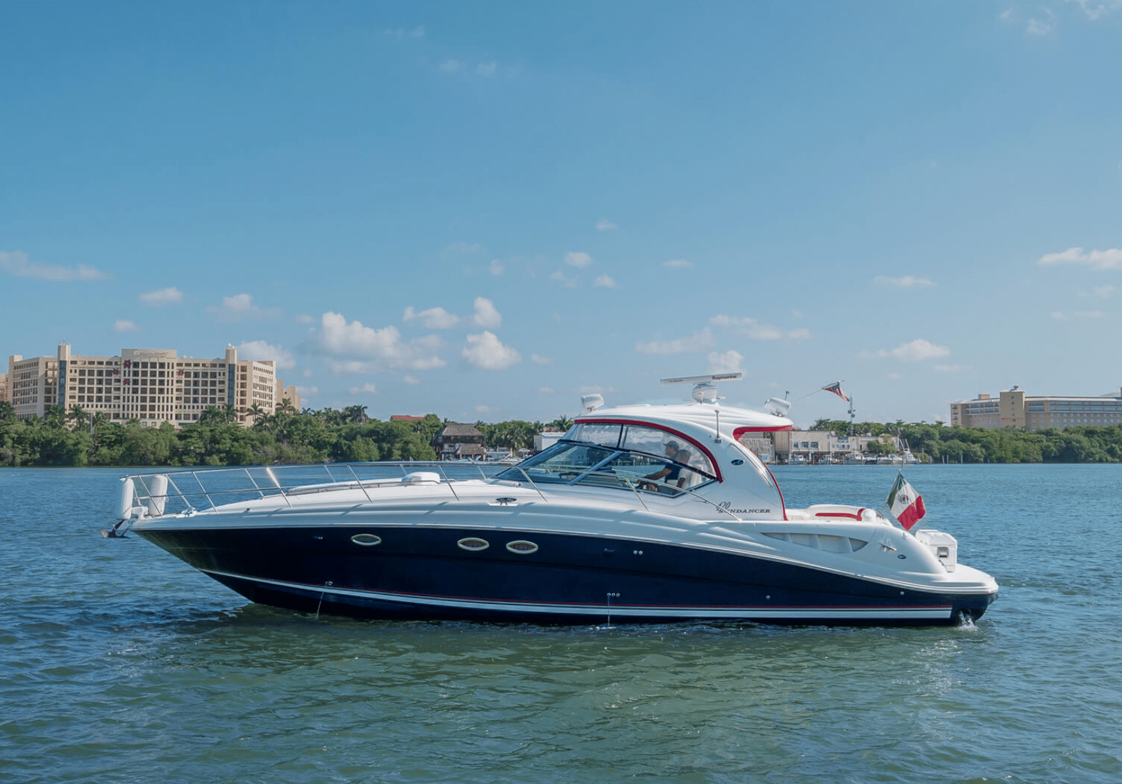 44-46 - SEA RAY SUNDANCER 42' - Cancun 04