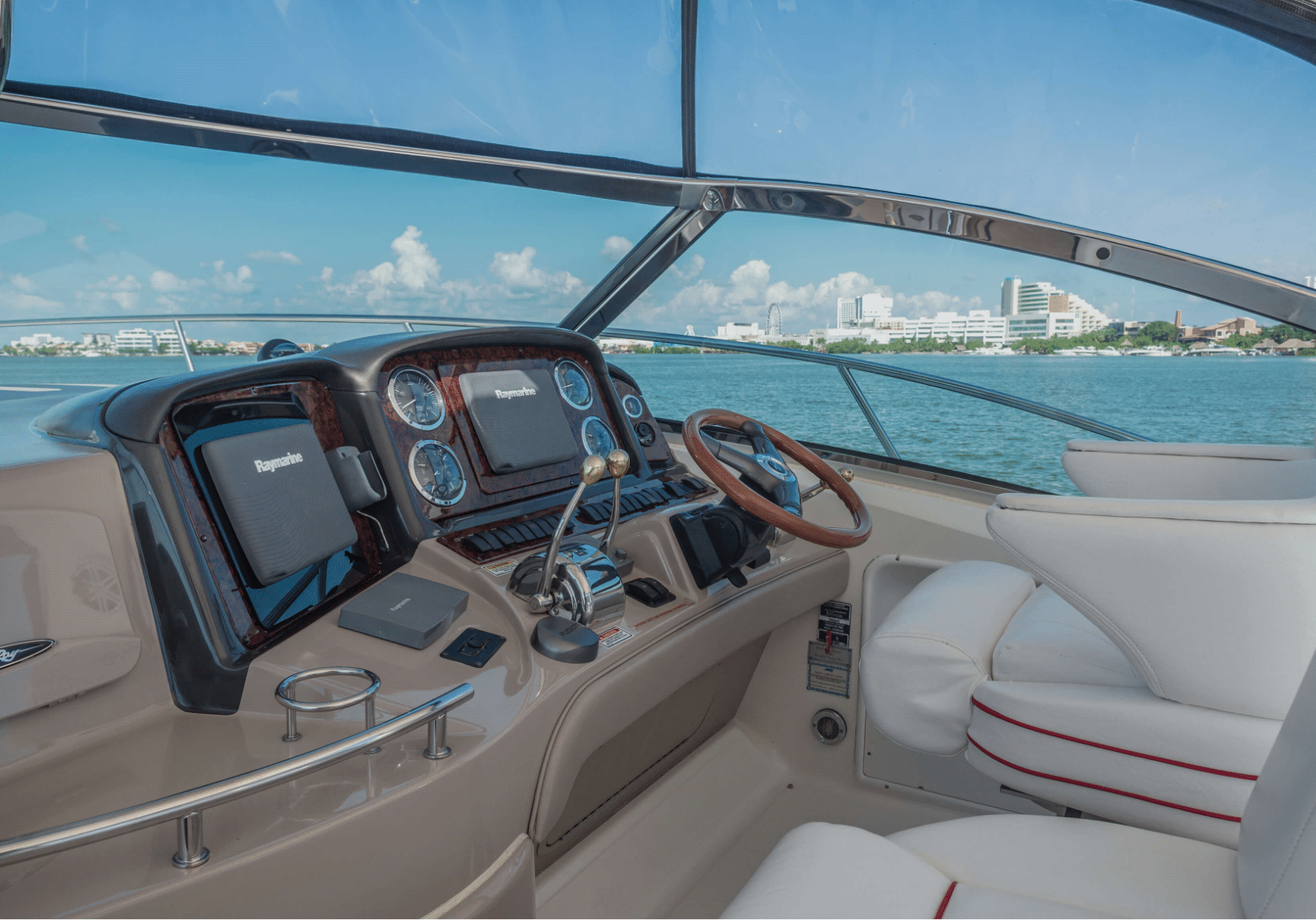 44-46 - SEA RAY SUNDANCER 42' - Cancun 06