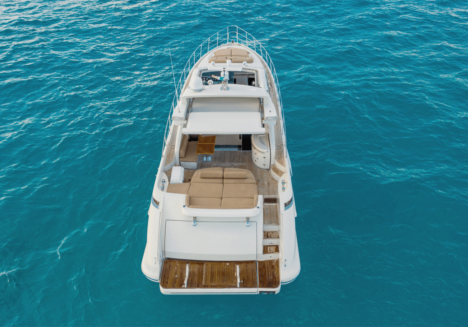 55-78 - AZIMUT 68' - Cancun 03